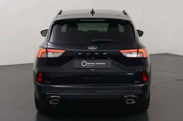Ford Kuga (2023) thumbnail 4