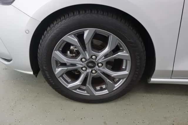 Ford Focus (2023) thumbnail 40