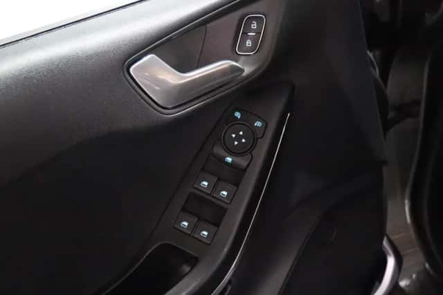 Ford Fiesta (2023) thumbnail 11