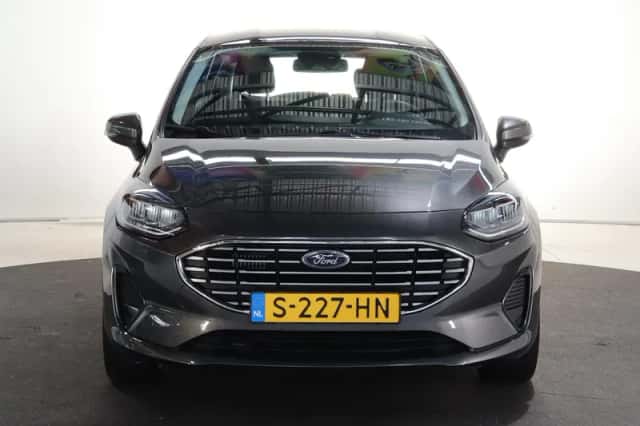 Ford Fiesta (2023) thumbnail 3