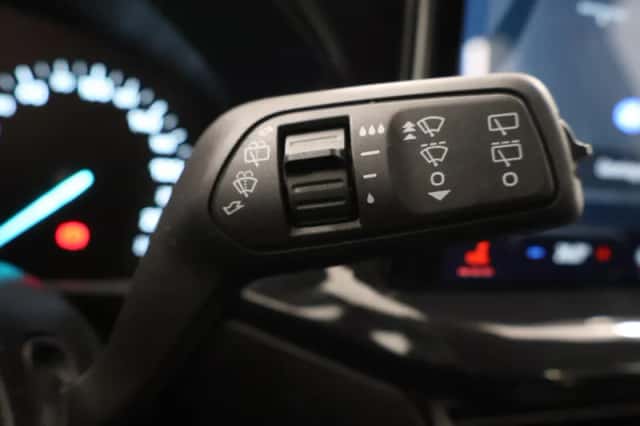 Ford Focus (2024) thumbnail 30