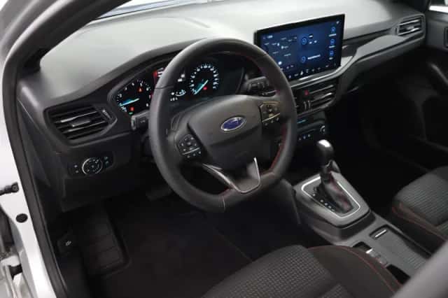 Ford Focus (2024) thumbnail 7