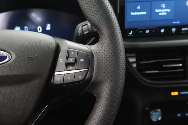 Ford Kuga (2026) thumbnail 32