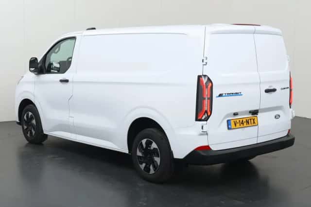 Ford E-Transit Custom (2025) thumbnail 22