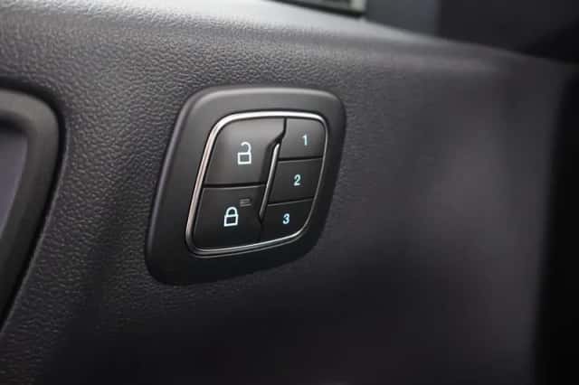 Ford Kuga (2026) thumbnail 38