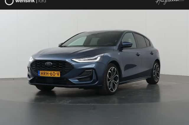 Ford Focus (2023) thumbnail 1