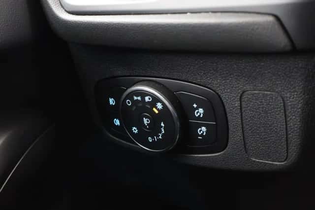 Ford Focus (2023) thumbnail 33
