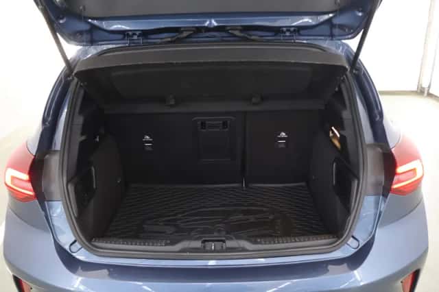 Ford Focus (2023) thumbnail 36