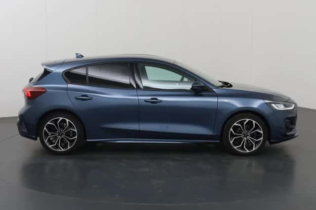 Ford Focus (2023) thumbnail 6