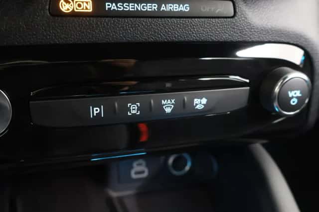 Ford Kuga (2025) thumbnail 26