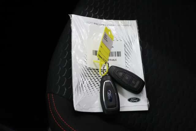 Ford Kuga (2025) thumbnail 29