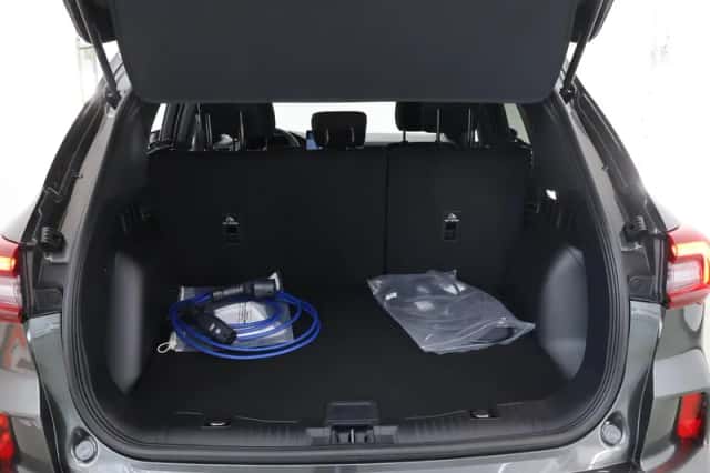 Ford Kuga (2025) thumbnail 38