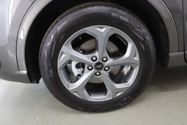Ford Kuga (2025) thumbnail 41