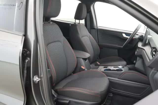 Ford Kuga (2025) thumbnail 10