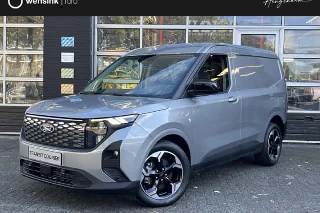 Ford E-Transit Courier (2026) thumbnail 1