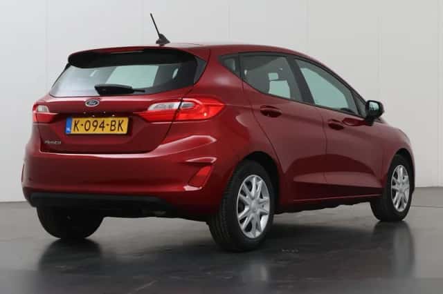 Ford Fiesta (2020) thumbnail 2