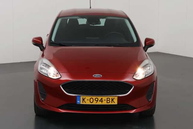 Ford Fiesta (2020) thumbnail 3
