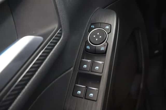 Ford Kuga (2025) thumbnail 35