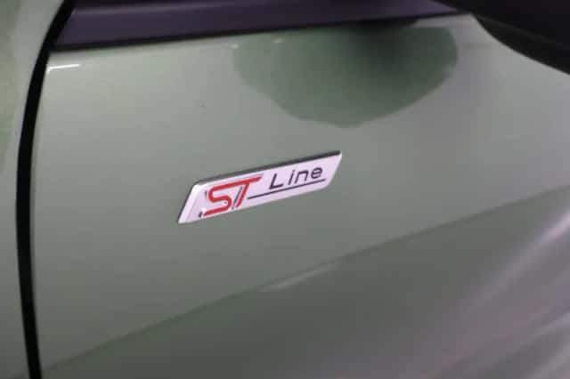 Ford Kuga (2025) thumbnail 42