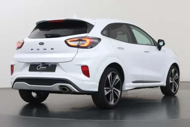 Ford Puma (2023) thumbnail 2
