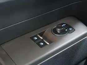 Ford E-Transit Courier (2026) thumbnail 14