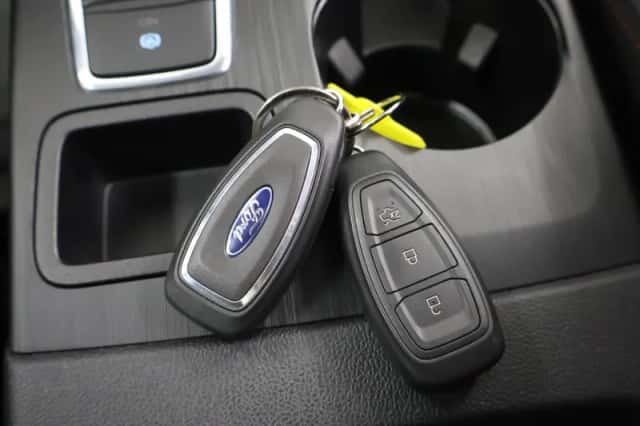 Ford Kuga (2025) thumbnail 29