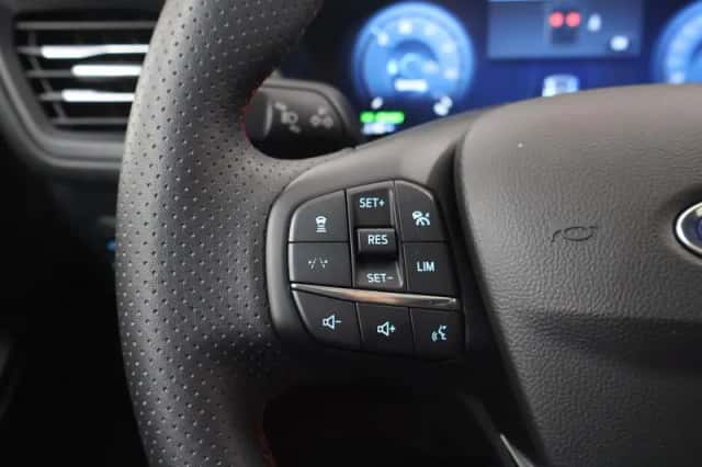 Ford Kuga (2025) thumbnail 33