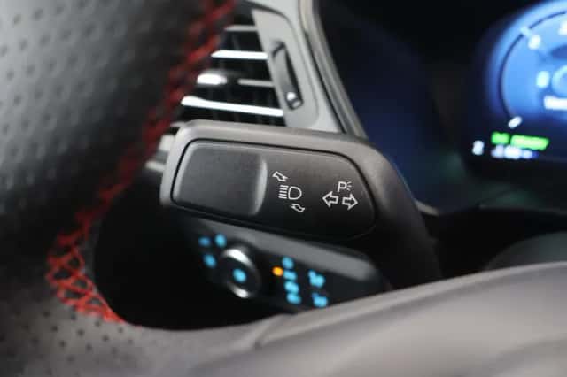 Ford Kuga (2025) thumbnail 34