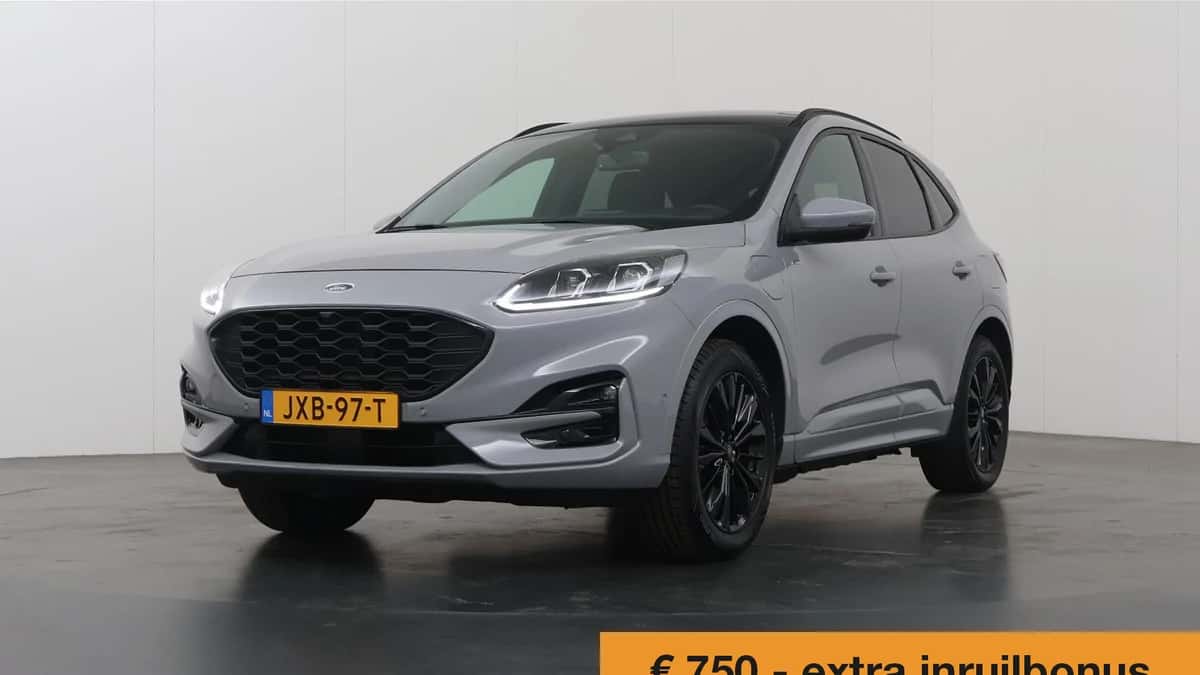 Ford Kuga (2024) — foto 1