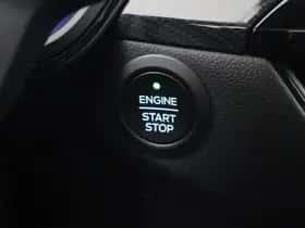 Ford Kuga (2024) thumbnail 32