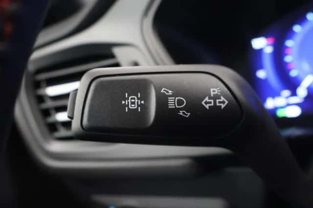 Ford Kuga (2024) thumbnail 36