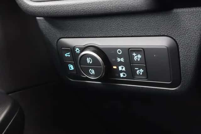 Ford Kuga (2024) thumbnail 37