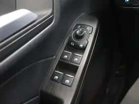Ford Kuga (2024) thumbnail 38