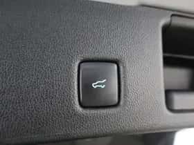 Ford Kuga (2024) thumbnail 44
