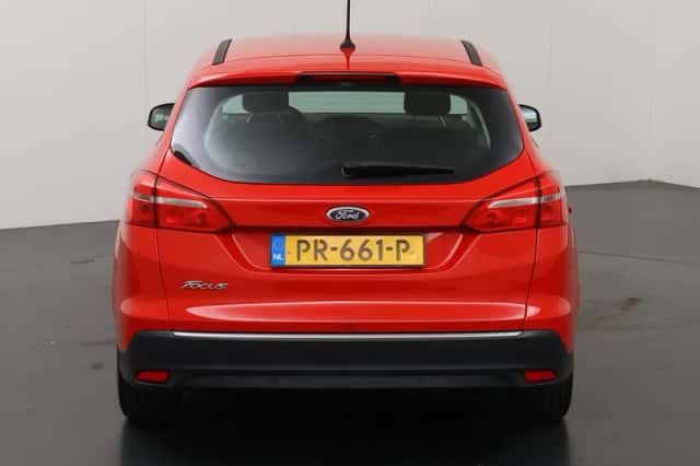 Ford Focus (2017) thumbnail 4