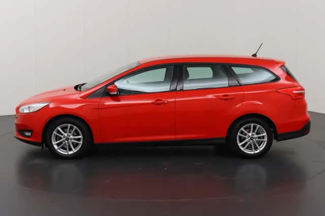 Ford Focus (2017) thumbnail 5