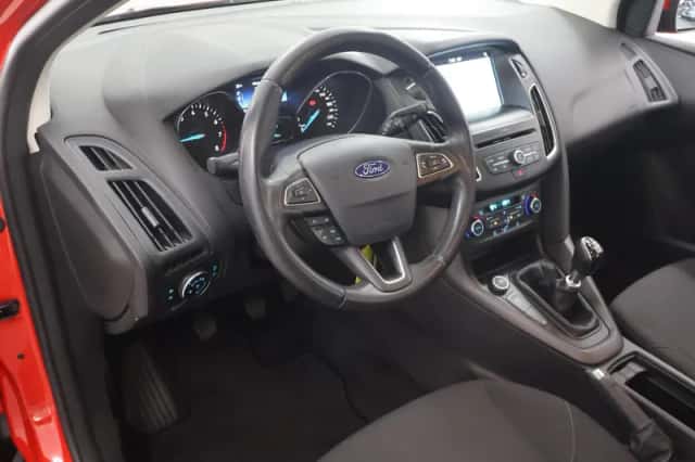 Ford Focus (2017) thumbnail 7