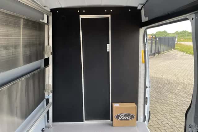 Ford E-Transit (2026) thumbnail 22