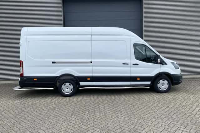 Ford E-Transit (2026) thumbnail 9