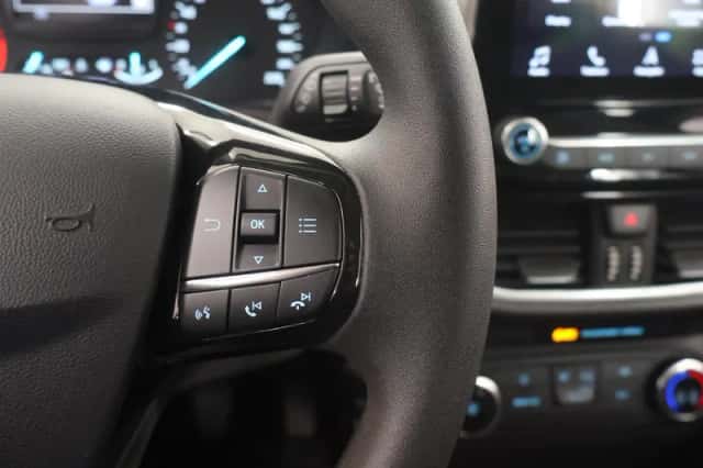 Ford Fiesta (2017) thumbnail 27