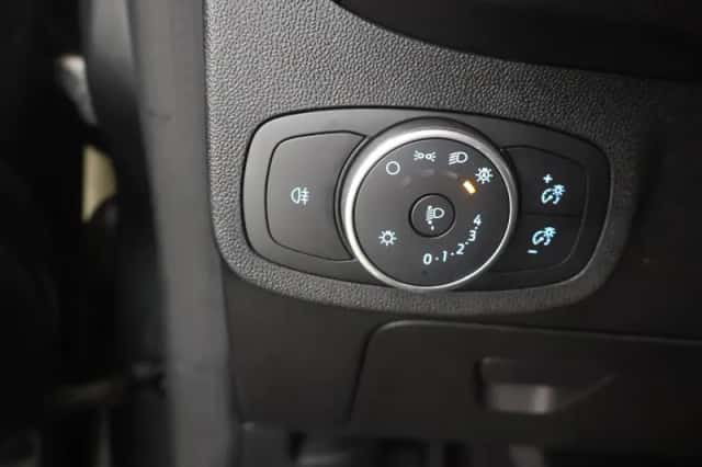 Ford Fiesta (2017) thumbnail 30