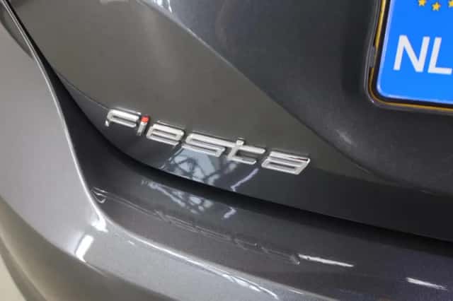 Ford Fiesta (2017) thumbnail 35