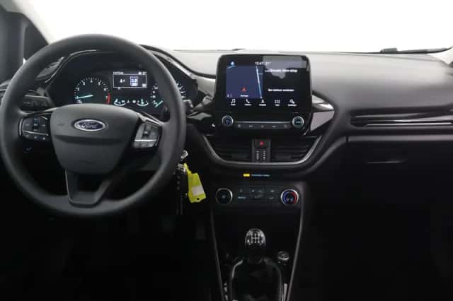Ford Fiesta (2017) thumbnail 8
