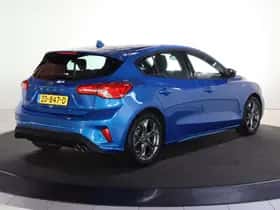 Ford Focus (2019) thumbnail 2