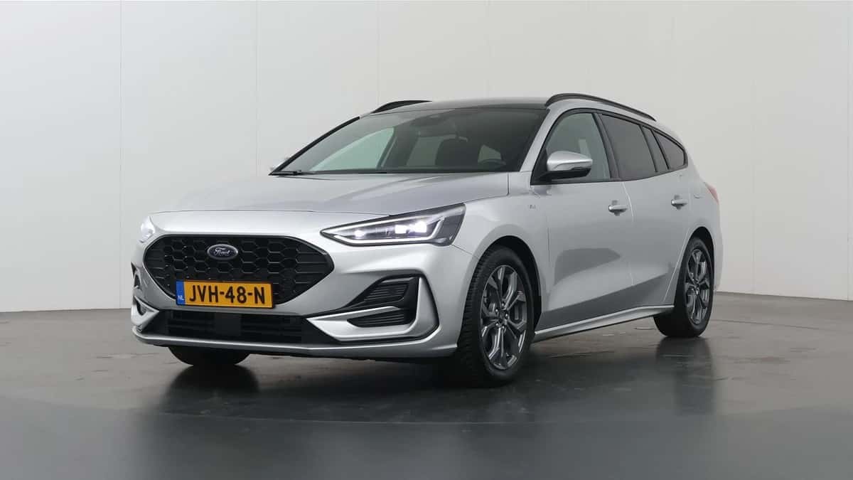 Ford Focus (2023) — foto 1