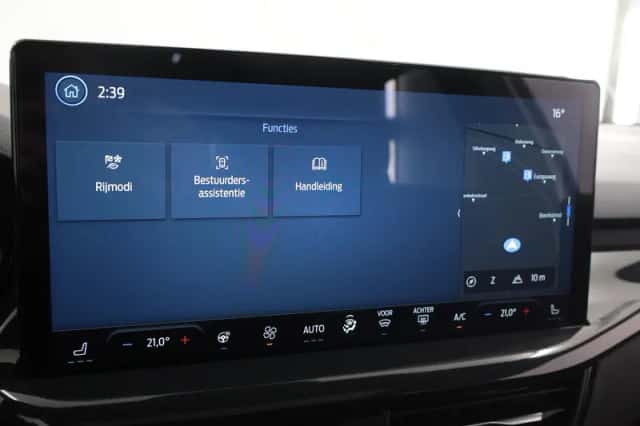 Ford Focus (2023) thumbnail 16
