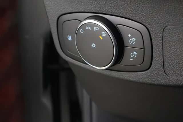Ford Focus (2023) thumbnail 28