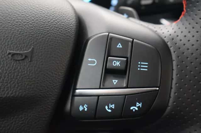Ford Focus (2023) thumbnail 29