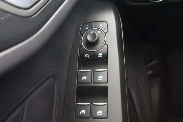 Ford Focus (2023) thumbnail 33
