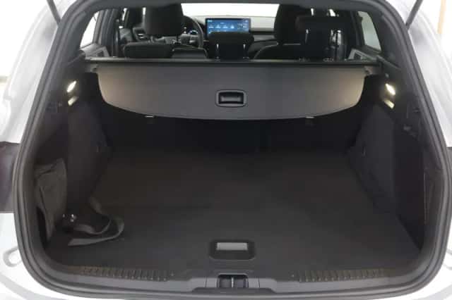 Ford Focus (2023) thumbnail 34